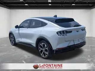 Ford Mustang Mach-E 2023 Premium 4p SUV