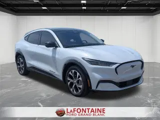Ford Mustang Mach-E 2023 Premium 4p SUV