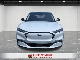 Ford Mustang Mach-E 2023 Premium 4p SUV