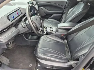 Ford Mustang Mach-E 2024 AWD Premium 4dr SUV