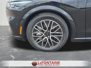 Ford Mustang Mach-E 2024 AWD Premium 4dr SUV
