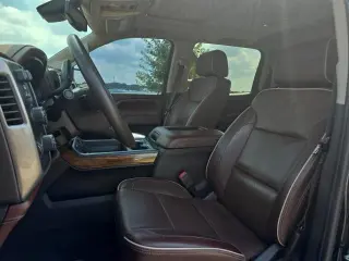 Chevrolet Silverado 1500 2017 4x4 High Country 4p Crew Cab 5.8 ft. CB