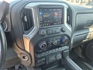 Chevrolet Silverado 1500 2021 4x4 RST 4p Crew Cab 5.8 ft. SB