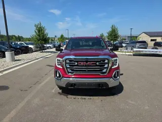 GMC Sierra 1500 2021 4x4 SLT 4p Cab Camioneta de 5.8 pies estandar