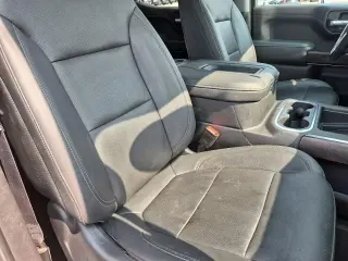 GMC Sierra 1500 2021 4x4 SLT 4p Cab Camioneta de 5.8 pies estandar