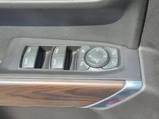 GMC Sierra 1500 2019 4x4 SLT 4p Cabina de Tripulación 5.8 ft. SB