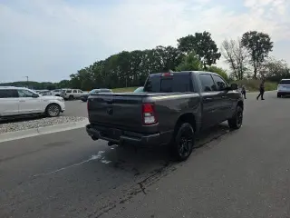 Ram 1500 2020 4x4 Lone Star 4dr Crew Cab 5.6 ft. SB Pickup
