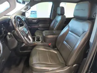 GMC Sierra 1500 2020 4x4 Denali 4 puertas Cabina Crew 5.8 pies. SB