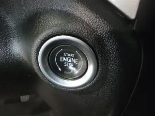 GMC Sierra 1500 2020 4x4 Denali 4 puertas Cabina Crew 5.8 pies. SB