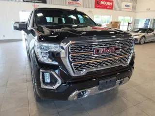 GMC Sierra 1500 2020 4x4 Denali 4 puertas Cabina Crew 5.8 pies. SB