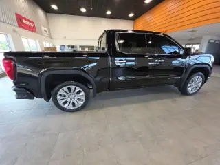 GMC Sierra 1500 2020 4x4 Denali 4 puertas Cabina Crew 5.8 pies. SB