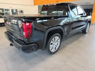 GMC Sierra 1500 2020 4x4 Denali 4 puertas Cabina Crew 5.8 pies. SB