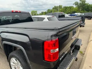 GMC Sierra 1500 2014 4x4 SLE 4 puertas Cabina doble 6.5 pies. SB