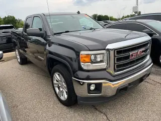 GMC Sierra 1500 2014 4x4 SLE 4 puertas Cabina doble 6.5 pies. SB