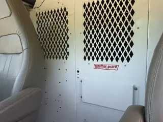 Furgoneta de Carga Extendida GMC Savana 2017 3500 3 puertas