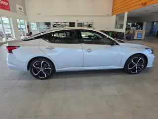 Nissan Altima 2023 2.5 SR 4 puertas Sedan