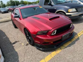 Ford Mustang 2013 V6 2 puertas Fastback