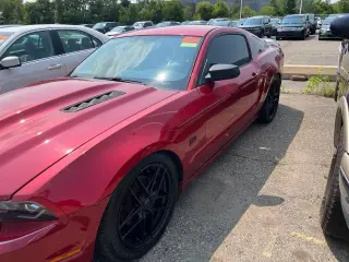 Ford Mustang 2013 V6 2 puertas Fastback