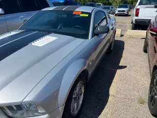 Ford Mustang 2006 V6 Estándar 2 puertas Fastback
