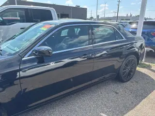 Chrysler 300 2014 AWD Base 4 puertas Sedan