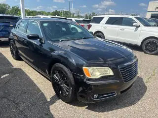 Chrysler 300 2014 AWD Base 4 puertas Sedan