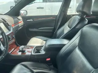 Chrysler 300 2014 AWD Base 4 puertas Sedan
