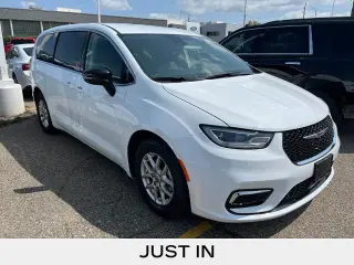 Chrysler Pacifica 2024 Touring L 4 puertas Minivan