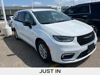 Chrysler Pacifica 2024 Touring L 4 puertas Minivan