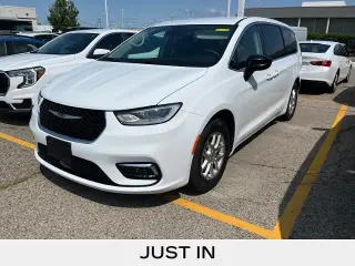 Chrysler Pacifica 2024 Touring L 4 puertas Minivan