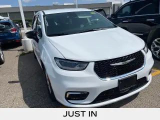 Chrysler Pacifica 2024 Touring L 4 puertas Minivan