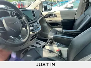 Chrysler Pacifica 2024 Touring L 4 puertas Minivan
