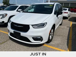 Chrysler Pacifica 2024 Touring L 4 puertas Minivan