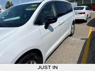 Chrysler Pacifica 2024 Touring L 4 puertas Minivan
