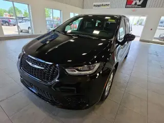 Chrysler Pacifica 2026 Select 4 puertas Minivan