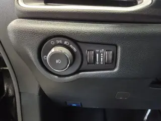 Chrysler Pacifica 2026 Select 4 puertas Minivan