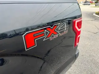 Ford F-150 2018 4x4 XLT 4 puertas SuperCrew 5.5 pies. SB