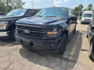 Ford F-150 2024 4x4 XLT 4 puertas SuperCrew 5.5 pies. SB