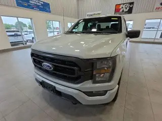 Ford F-150 2023 4x4 XLT 4 puertas SuperCrew 5.5 pies. SB