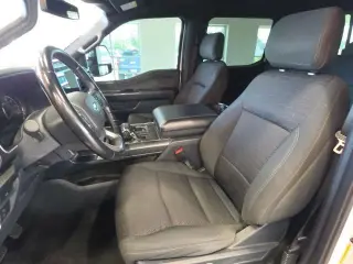 Ford F-150 2021 4x4 XLT 4 puertas SuperCrew 5.5 pies. SB