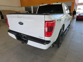 Ford F-150 2021 4x4 XLT 4 puertas SuperCrew 5.5 pies. SB