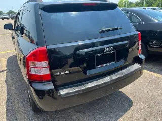 Jeep Compass 2007 4x4 Sport 4 puertas SUV
