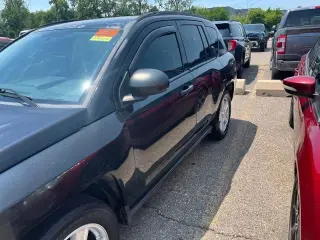 Jeep Compass 2007 4x4 Sport 4 puertas SUV