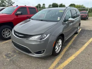 Chrysler Pacifica 2020 Limited 4 puertas Minivan