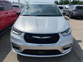 Chrysler Pacifica 2026 Limited 4 puertas Minivan