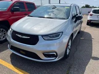 Chrysler Pacifica 2026 Limited 4 puertas Minivan