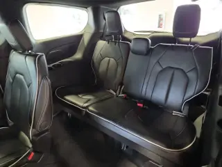 Chrysler Pacifica 2026 Limited 4 puertas Minivan