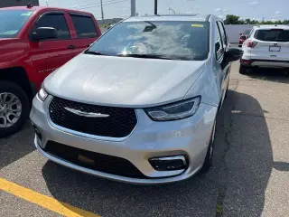 Chrysler Pacifica 2026 Limited 4 puertas Minivan