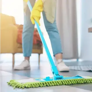 Yesenia Solano Cleaning