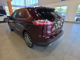 Ford Edge 2024 AWD Titanium 4 puertas SUV