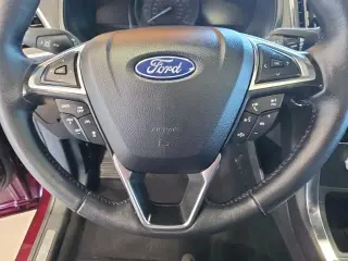 Ford Edge 2024 AWD Titanium 4 puertas SUV